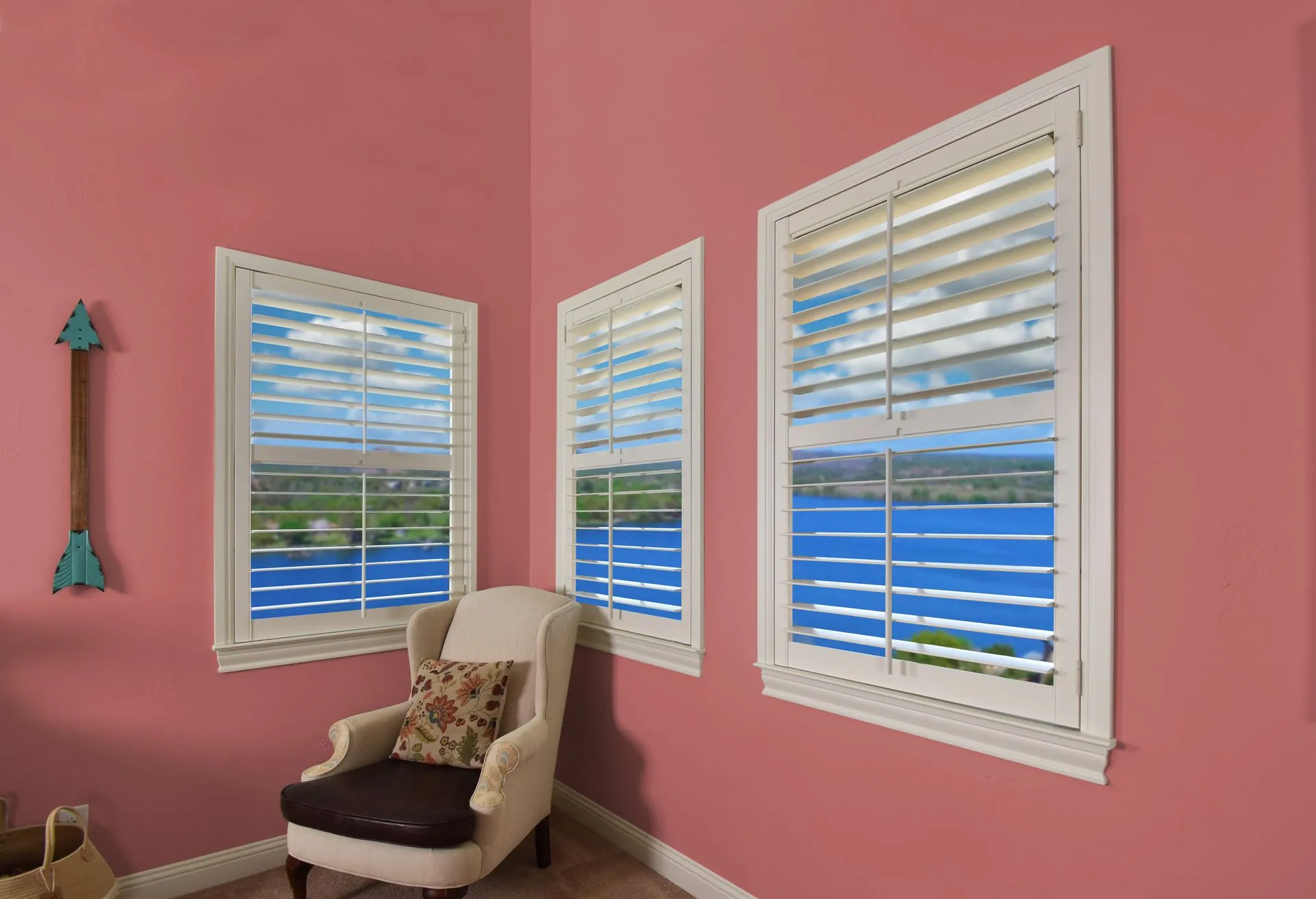 Side profile showing low profile shutter trim