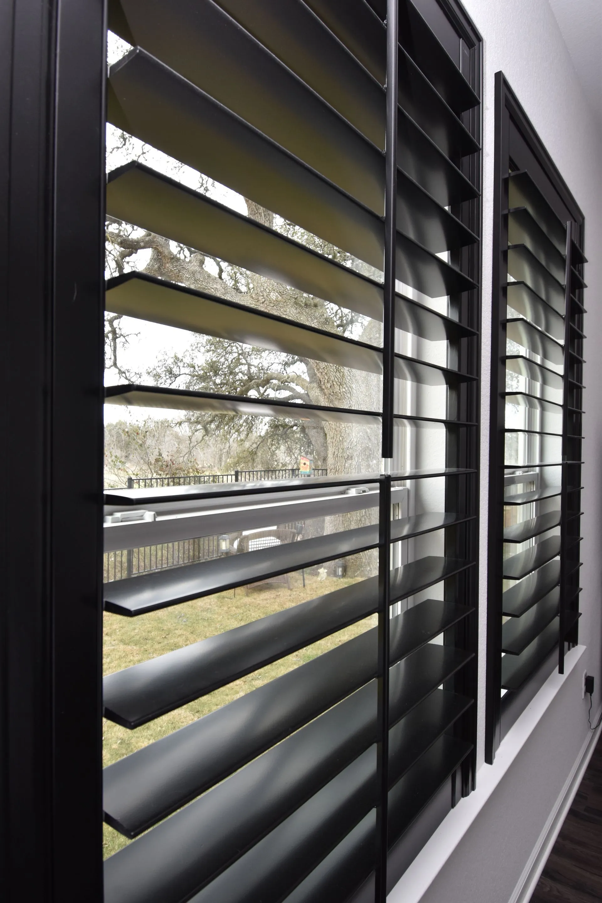 Split tilt shutters